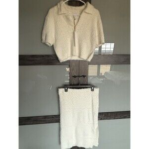 House of Harlow 1960 Women's Two Piece Fuzzy Set Size Large NWT